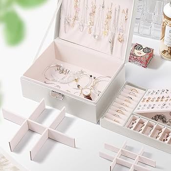 ピアス　ケース　おまとめ Amazon｜HUACHENG ジュエリーボックス アクセサリーケース 携帯